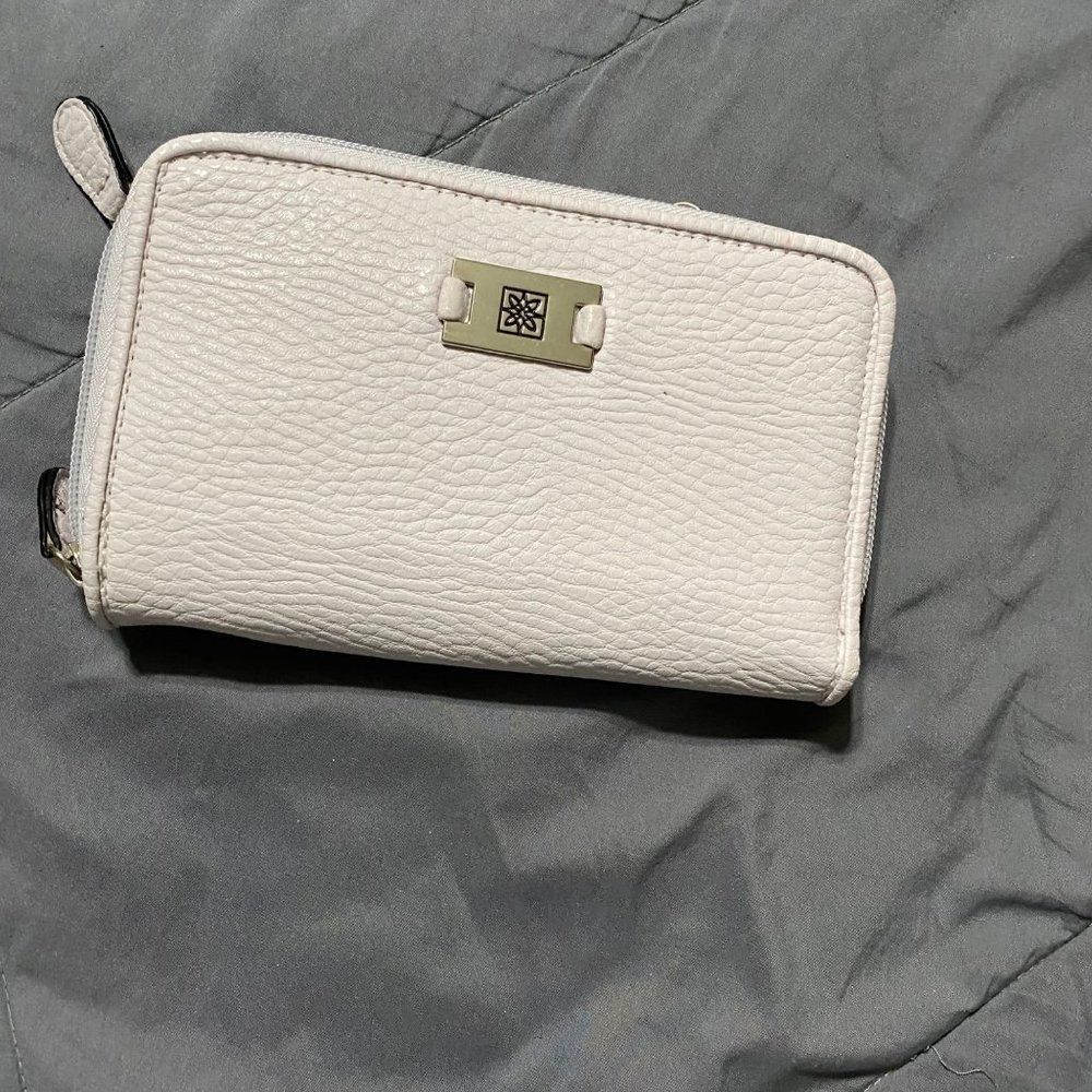 White wallet  